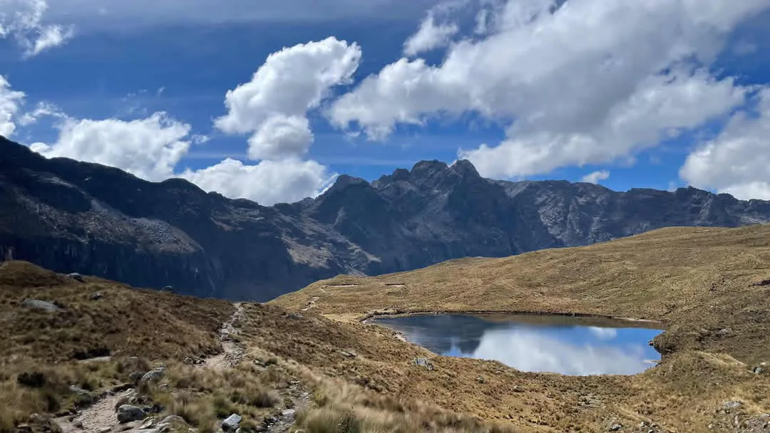 Lagune sur les hauts plateaux